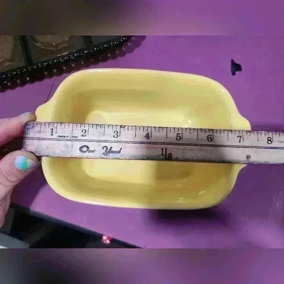 Pfaltzgraff Village Pattern Yellow Ribbed Baking Dish Loaf Pan 1983 Vintage 16oz - Picture 5 of 5